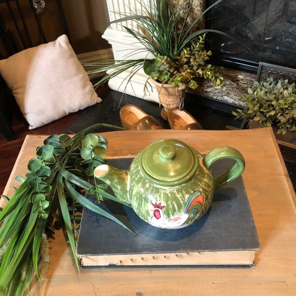 Vintage Ceramic Teapot; Rooster - Picture 2 of 10